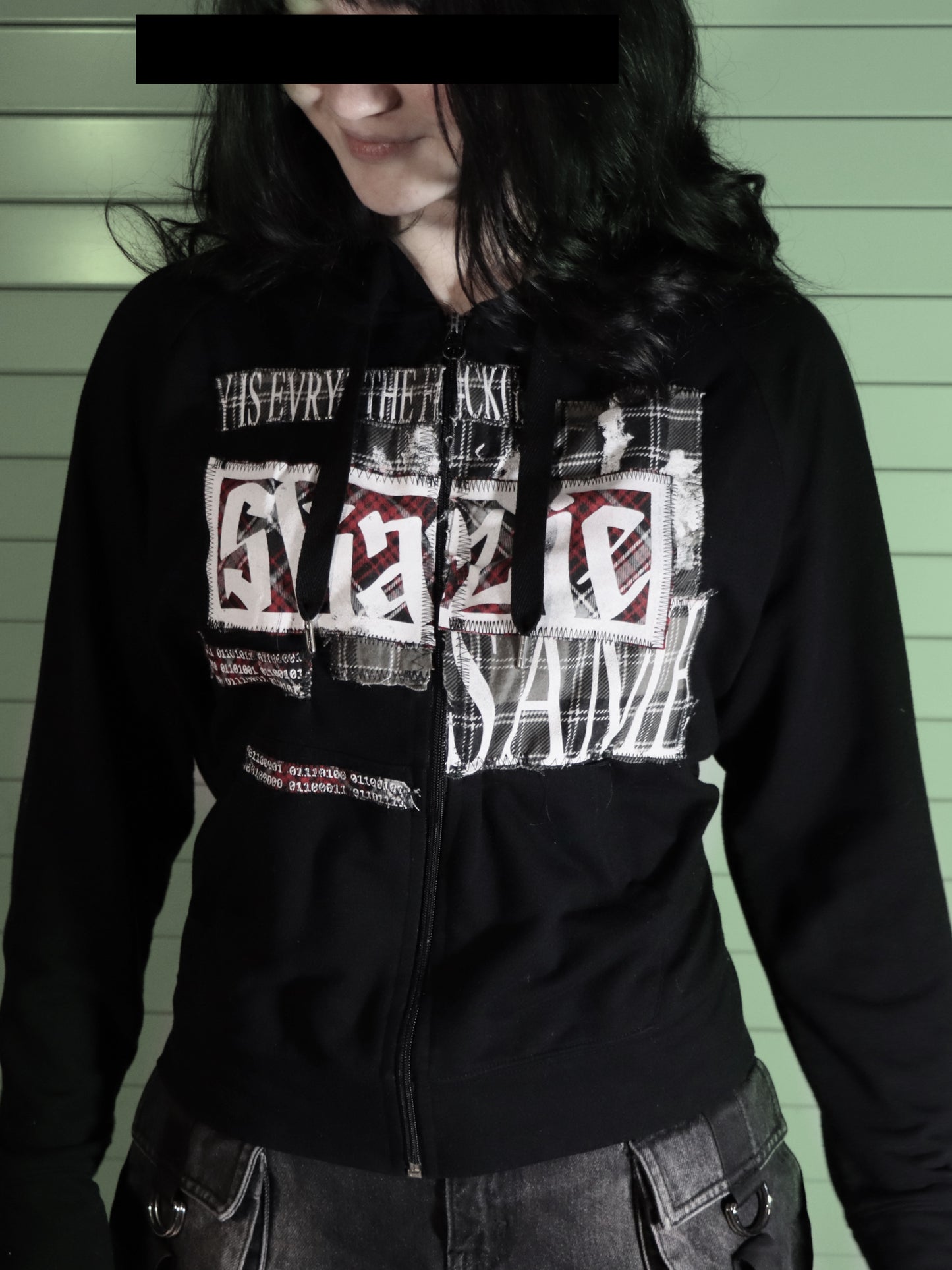 1YETFS ZIP UP